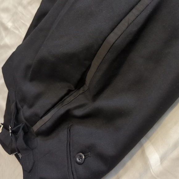 9Tailors bash print tuxedo in Maroon and Black - Picture 12 of 13